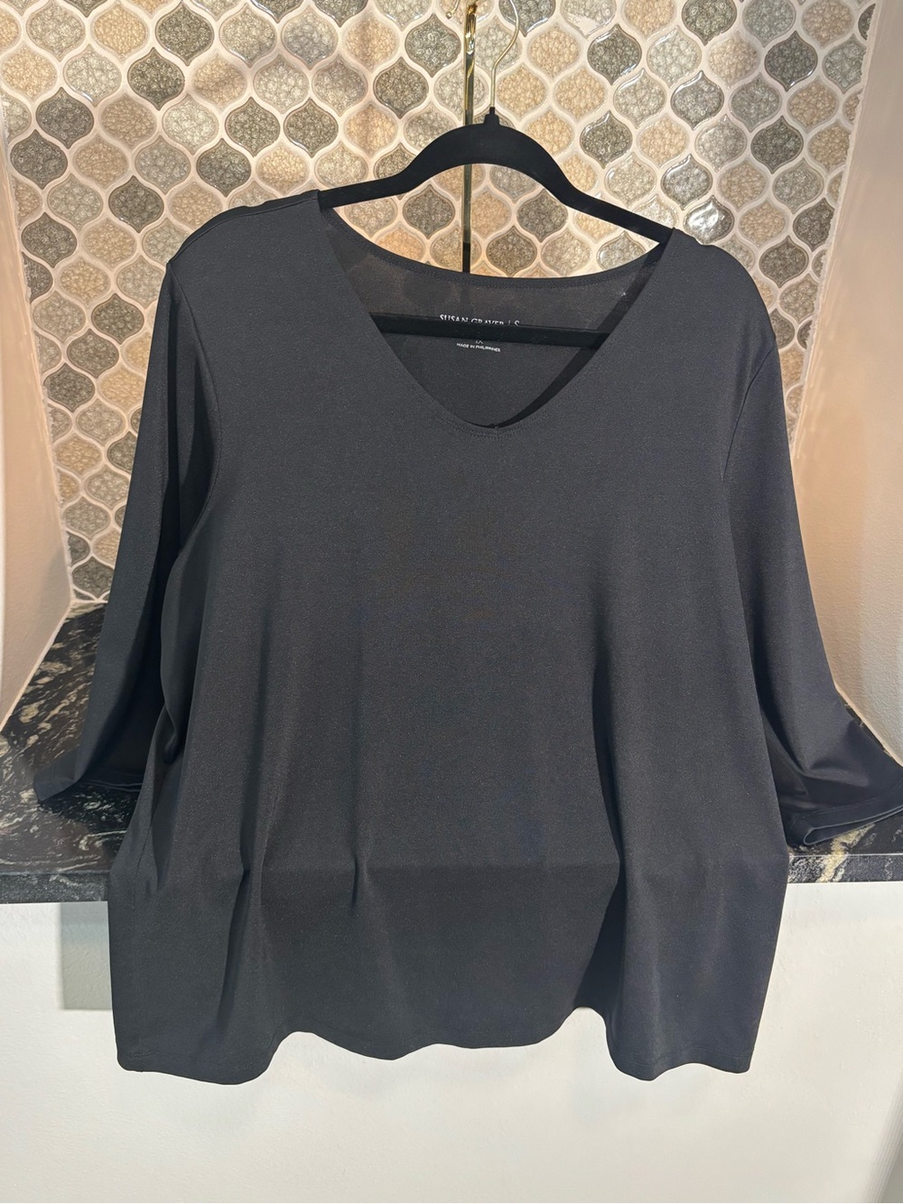 Eileen Fisher Black V-Neck Long Sleeve Knit Top